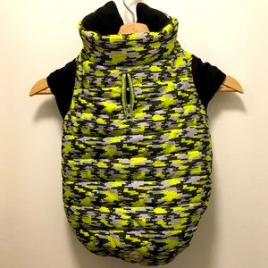 Dog size L winter jacket with Velcro closure & fleece lining yellow black grey